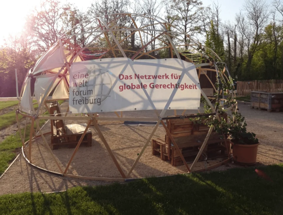 Nord-Süd-Dome — weitere Ansicht